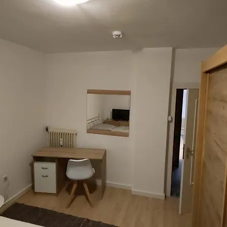 Ferienwohnung-monteurwohnung Berta, 3 Personen In Kleve, Zentrale Lage Kleve (Dusseldorf)