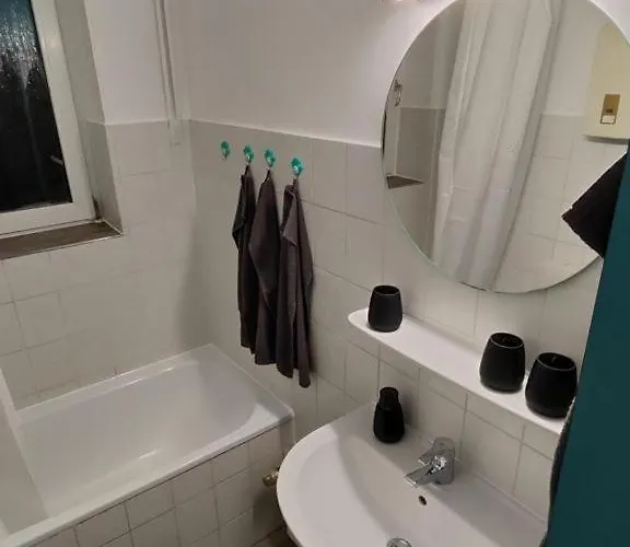 Lejlighed Ferienwohnung-monteurwohnung Berta, 3 Personen In Kleve, Zentrale Lage *