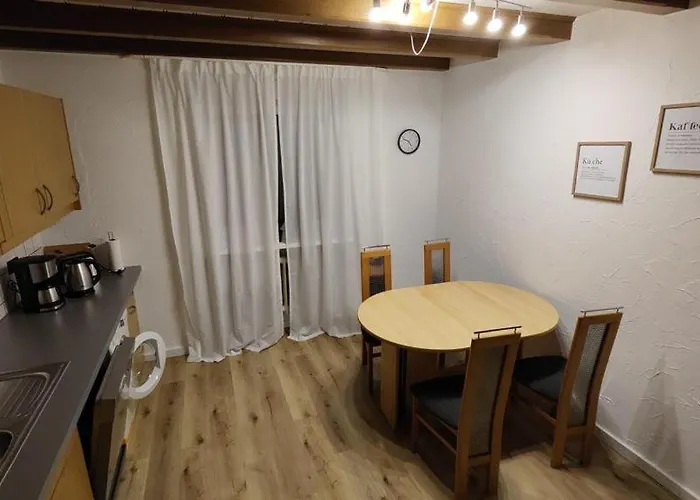 Ferienwohnung-monteurwohnung Berta, 3 Personen In Kleve, Zentrale Lage * Kleve (Dusseldorf)
